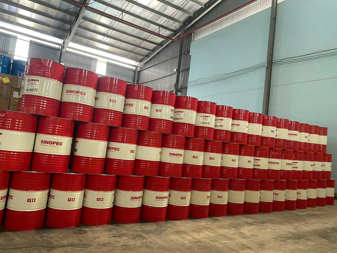 phân phối dầu nhớt